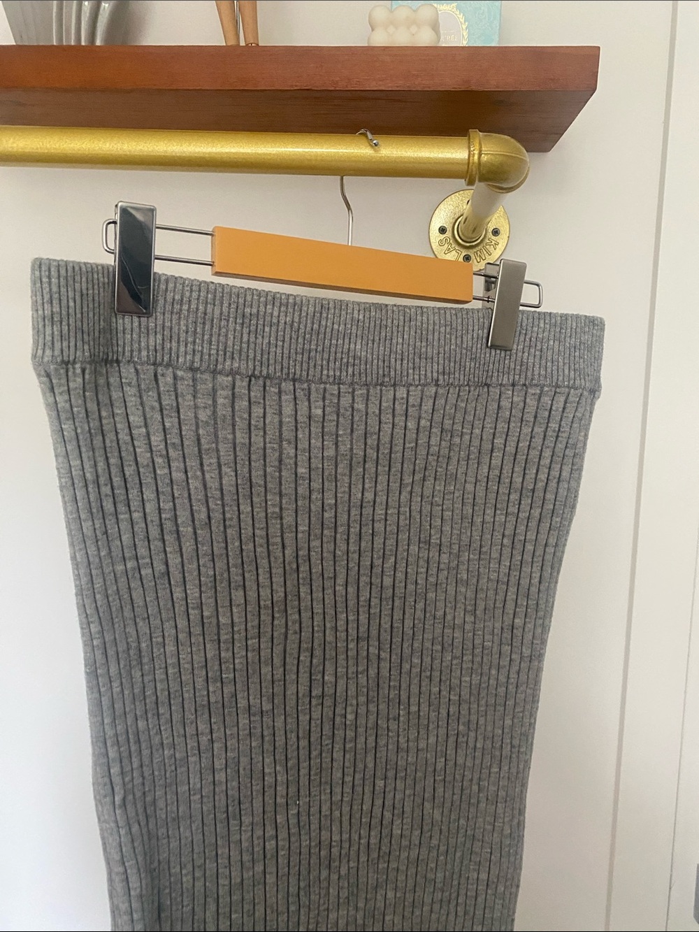 Joe Fresh Ribbed Knit Midi Skirt in Light Gray - Size L - Picture 4 of 9
